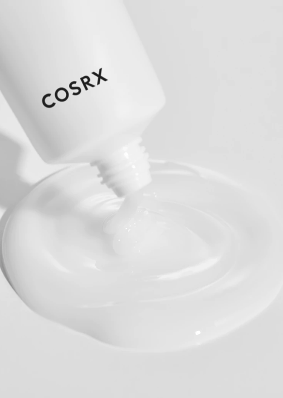 COSRX Lightweight soothing moituriser texture skincare-kbeauty-glowtime-cosrx lightweight soothing moisturizer