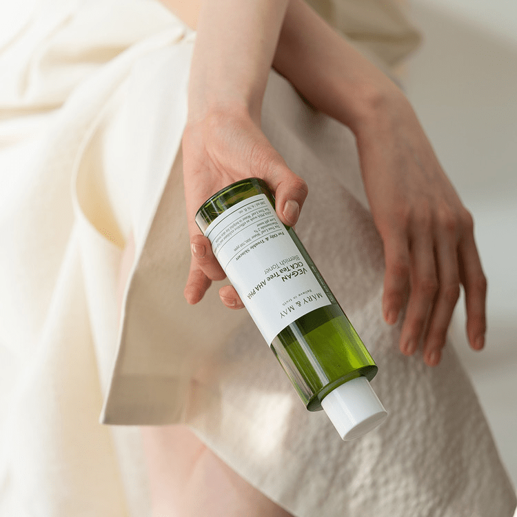 MM Vegan CIca Tea Tree AHA PHA hand down skincare-kbeauty-glowtime-Mary & May vegan cica tree aha pha toner