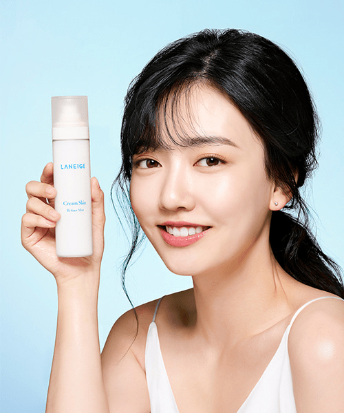 Laneige cream skin refiner mist model skincare-kbeauty-glowtime-laneige cream skin refiner mist