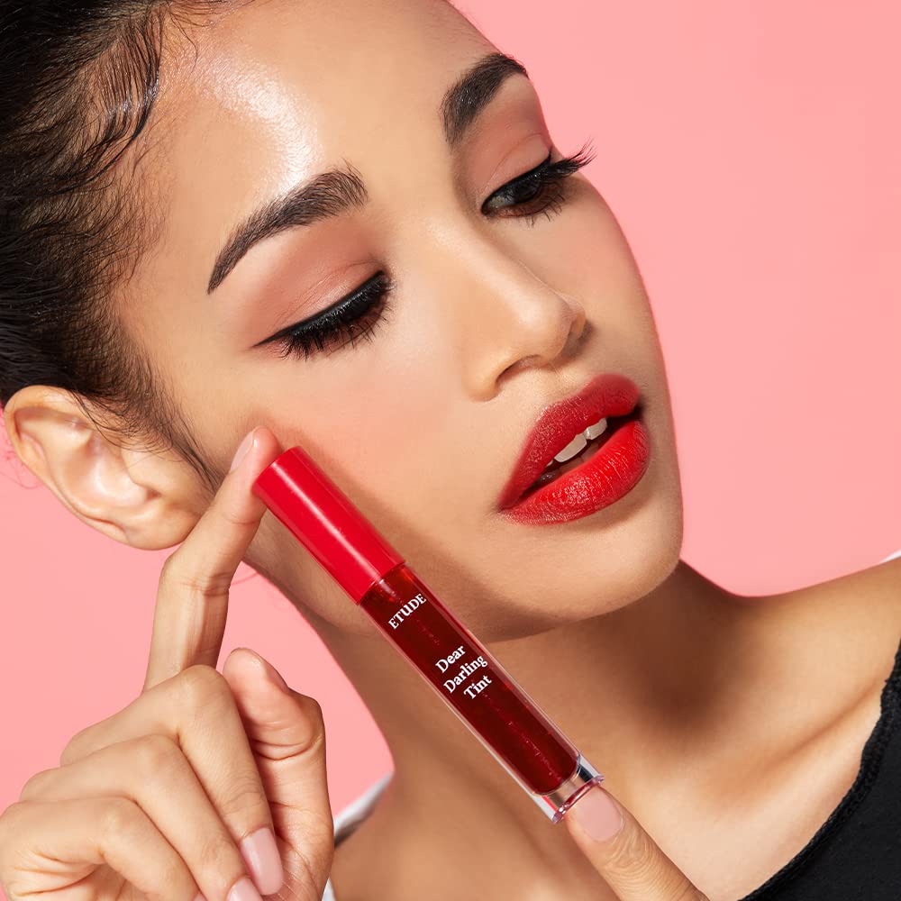 etude house dear darling water gel tint cherry red model skincare-kbeauty-glowtime-etude house dear darling water gel tint cherry red