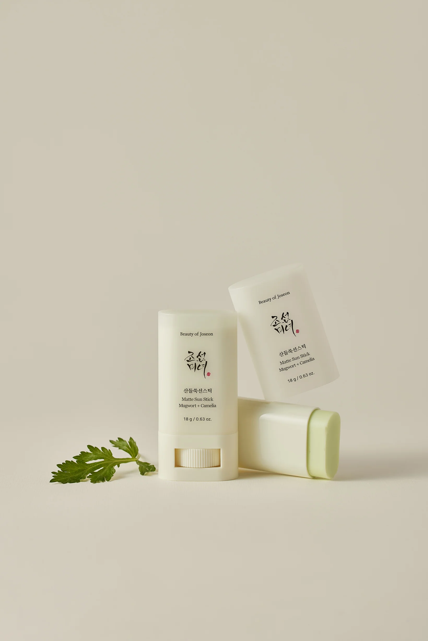 0O8A9266_1639x2457 skincare-kbeauty-glowtime-beauty of joseon matte sun stick mugwort and camelia spf 50