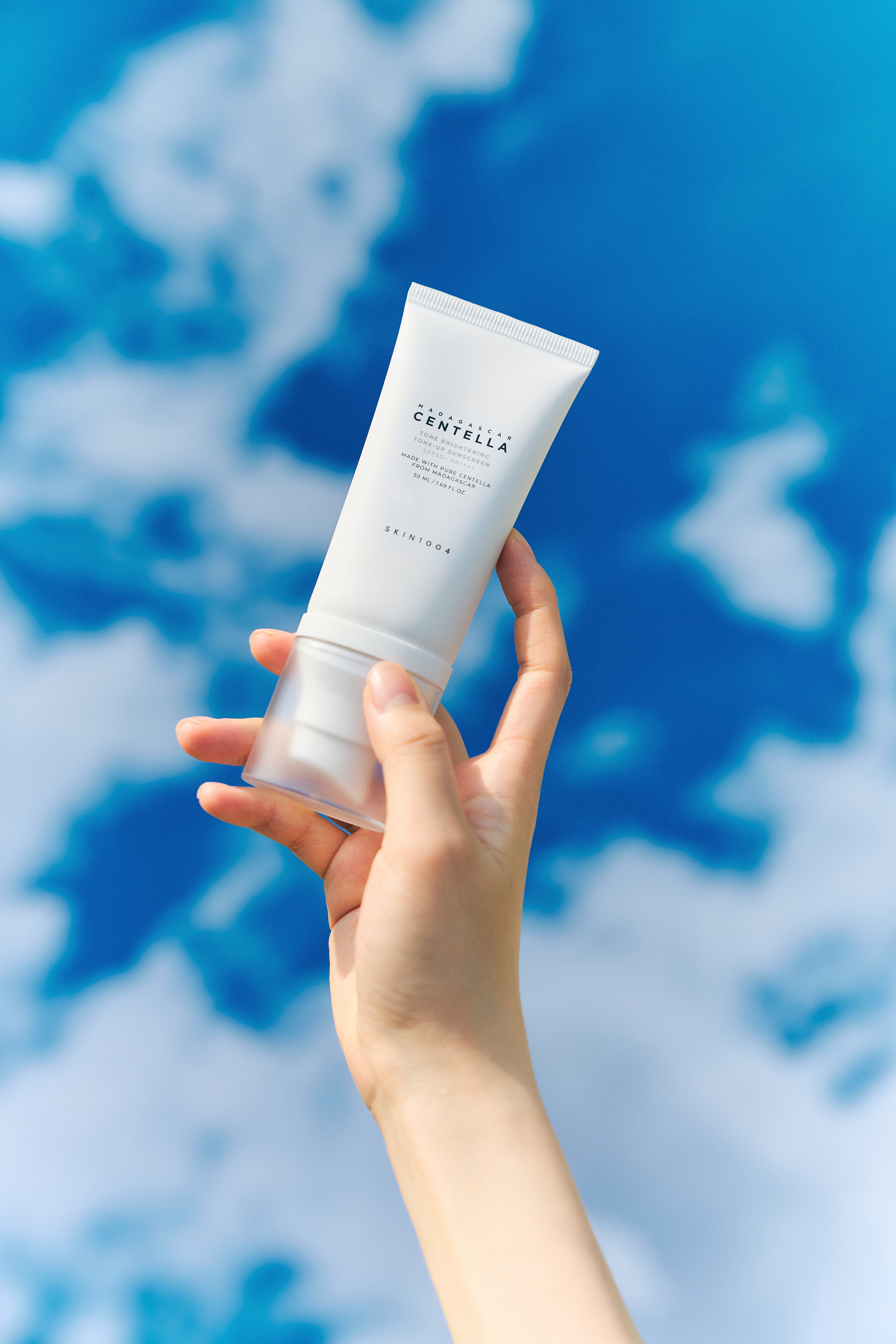 220523_Tone-up Sunscreen_1 skincare-kbeauty-glowtime-skin 1004 tone brightening tone up sunscreen
