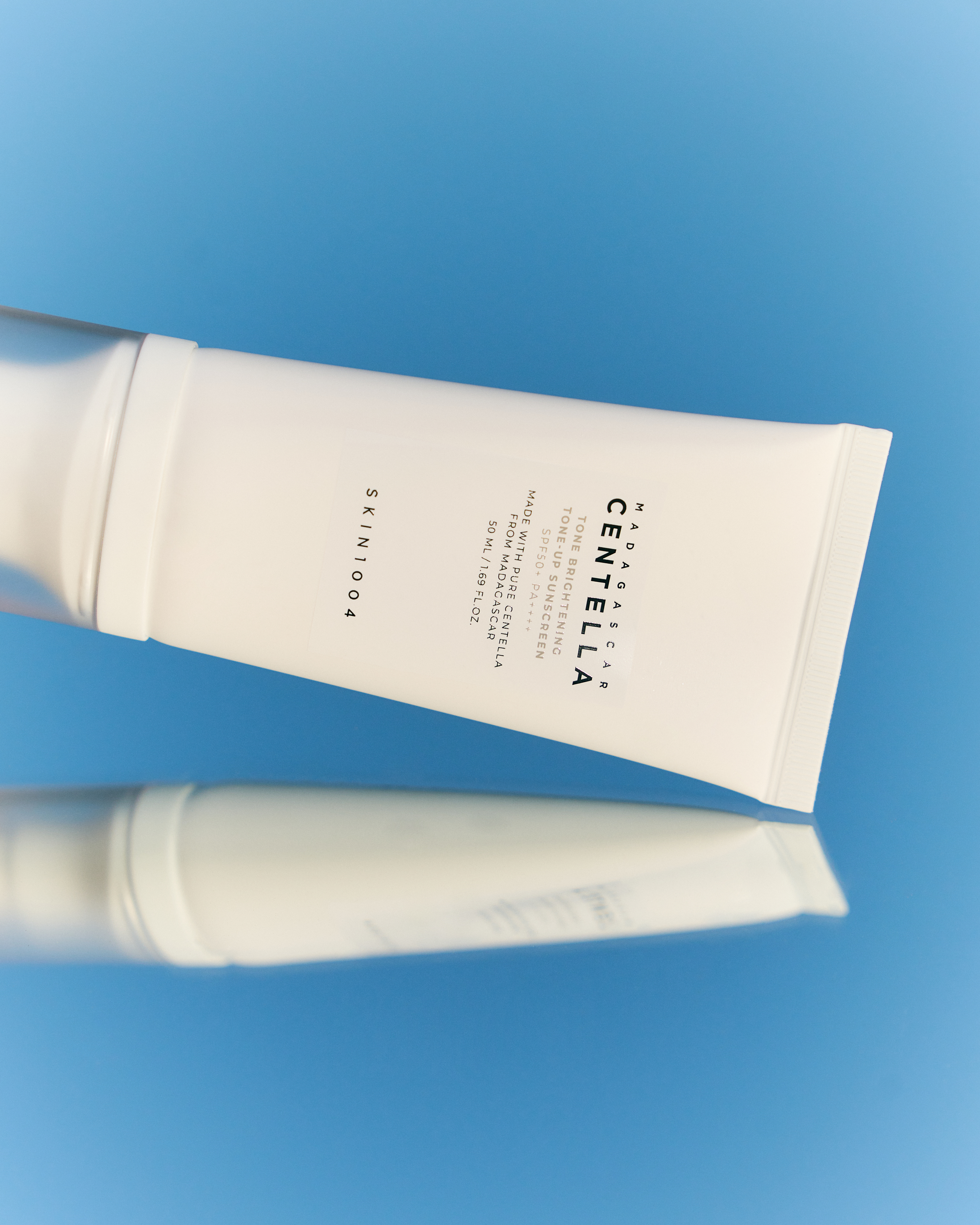 220523_Tone-up Sunscreen_7 skincare-kbeauty-glowtime-skin 1004 tone brightening tone up sunscreen