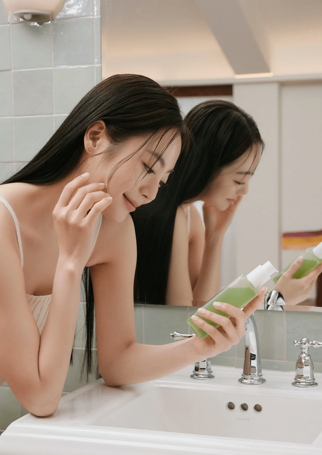 KAINE_0123_0249_1800x1800 skincare-kbeauty-glowtime-kaine rosemary relief gel cleanser