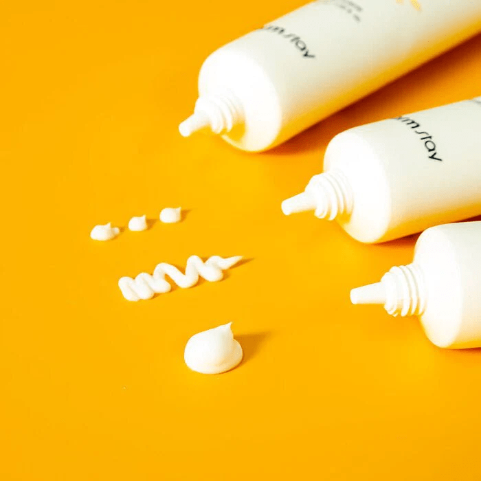 farmstay-citrus-yuja-vitalizing-eye-cream skincare-kbeauty-glowtime-farm stay citrus yuja vitalizing eye cream