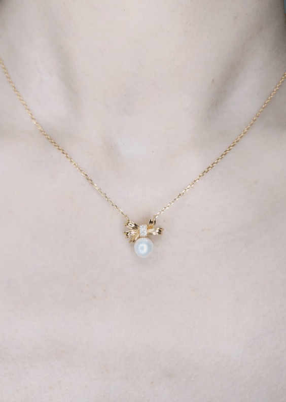skincare-kbeauty-glowtime-AIMÉ PACIFIC Pearl Ribbon Bow 9K Gold Plated Necklace