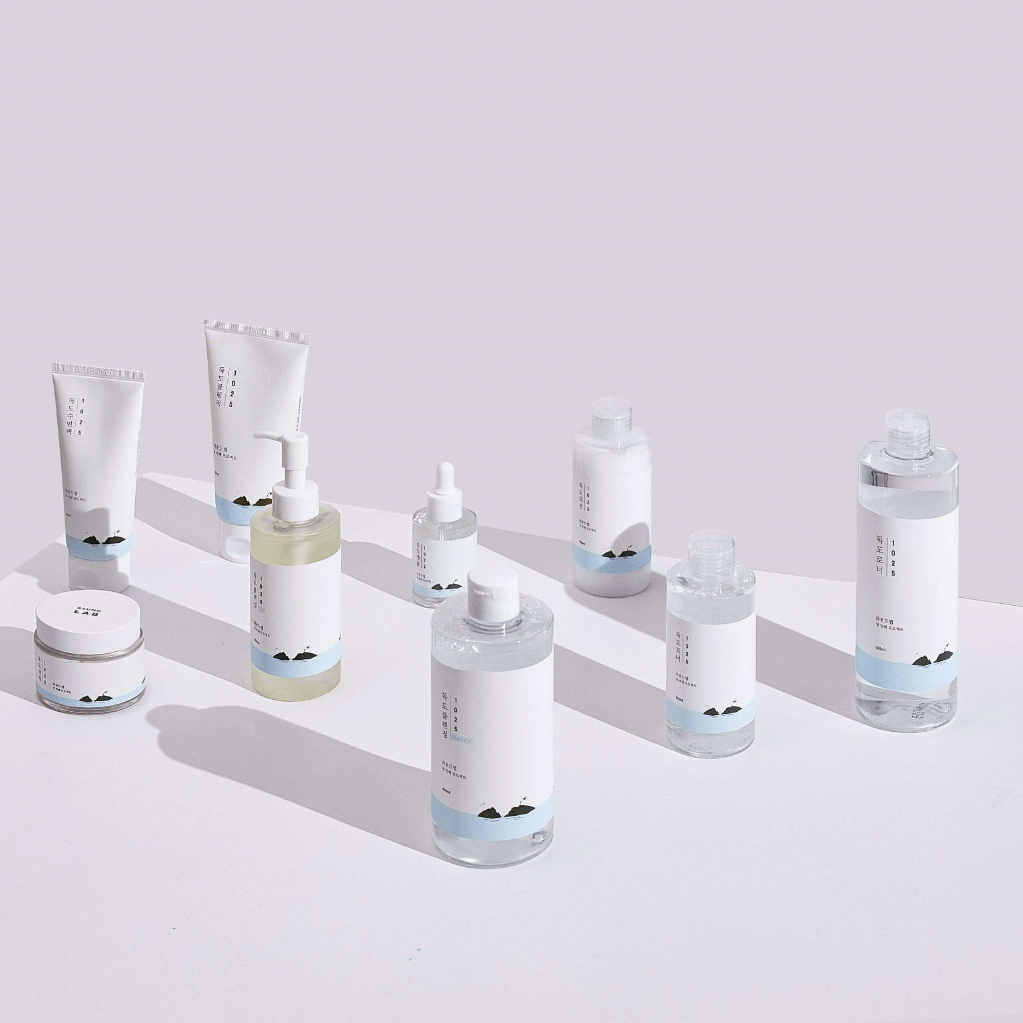 1025-dokdo-cleansing-oil-round-lab-4 skincare-kbeauty-glowtime-round lab 1025 dokdo cleansing oil