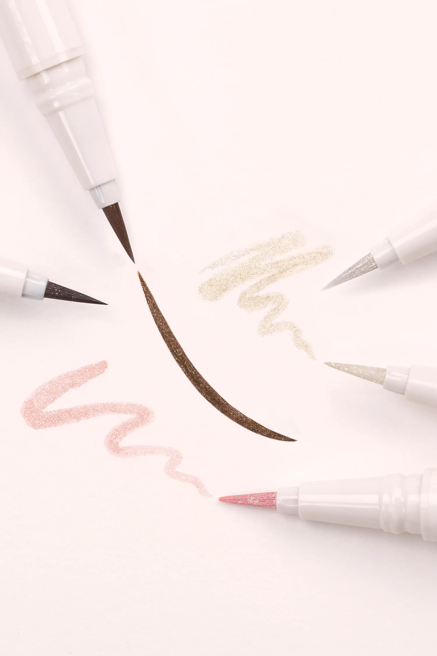 ROM&ND Twinkle Pen Liner 01 Silver Flake 15 skincare-kbeauty-glowtime-rom&nd twinkle pen liner